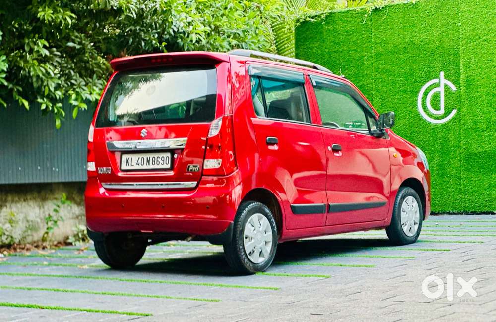 Maruti Suzuki Wagon R Lxi Optional, 2017, Petrol