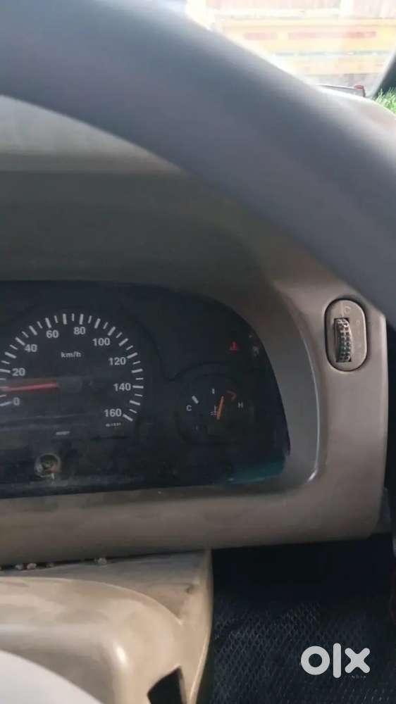 Tata Winger Deluxe 2012