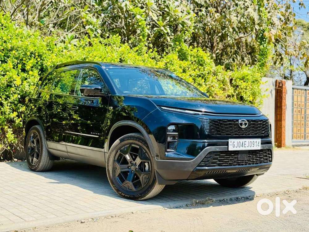 Tata Safari Adventure Plus Dark Edition At, 2024, Diesel