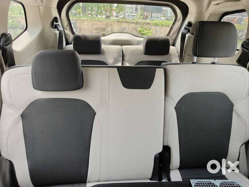 Renault Triber Rxt, 2024, Petrol