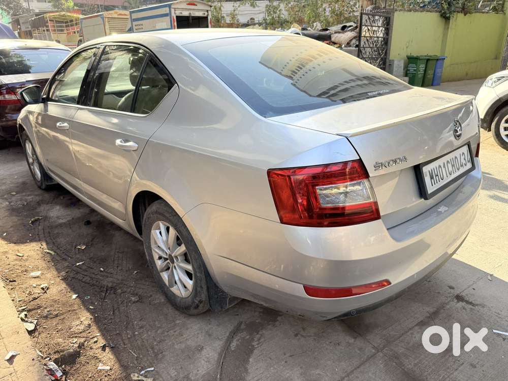 Skoda Octavia 1.8 Tsi Style Plus At, 2016, Petrol