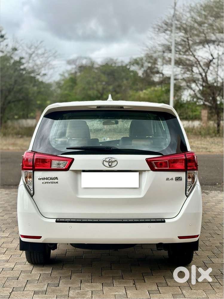Toyota Innova Crysta 2.4 Z 7 Str, 2025, Diesel