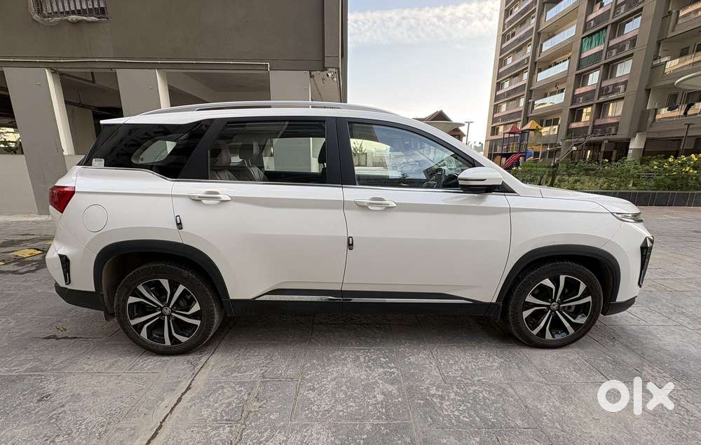 Mg Hector Plus Sharp Pro 1.5 Turbo Petrol Cvt 6 Str, 2023, Petrol