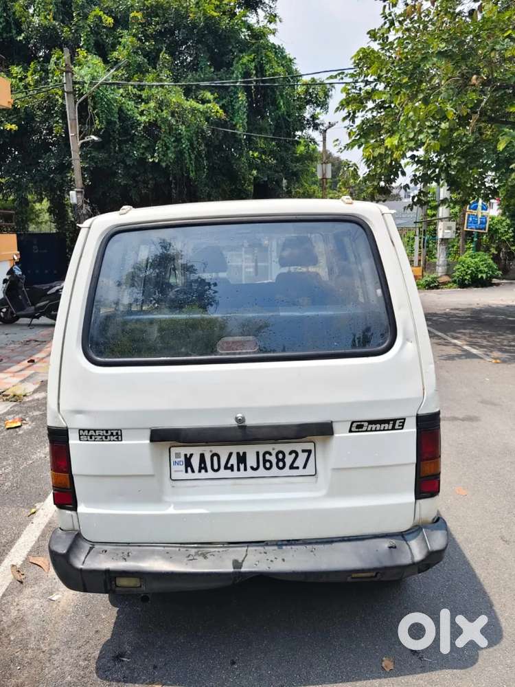 Maruti Suzuki Omni 8 Seater Bsiv, 2011, Petrol