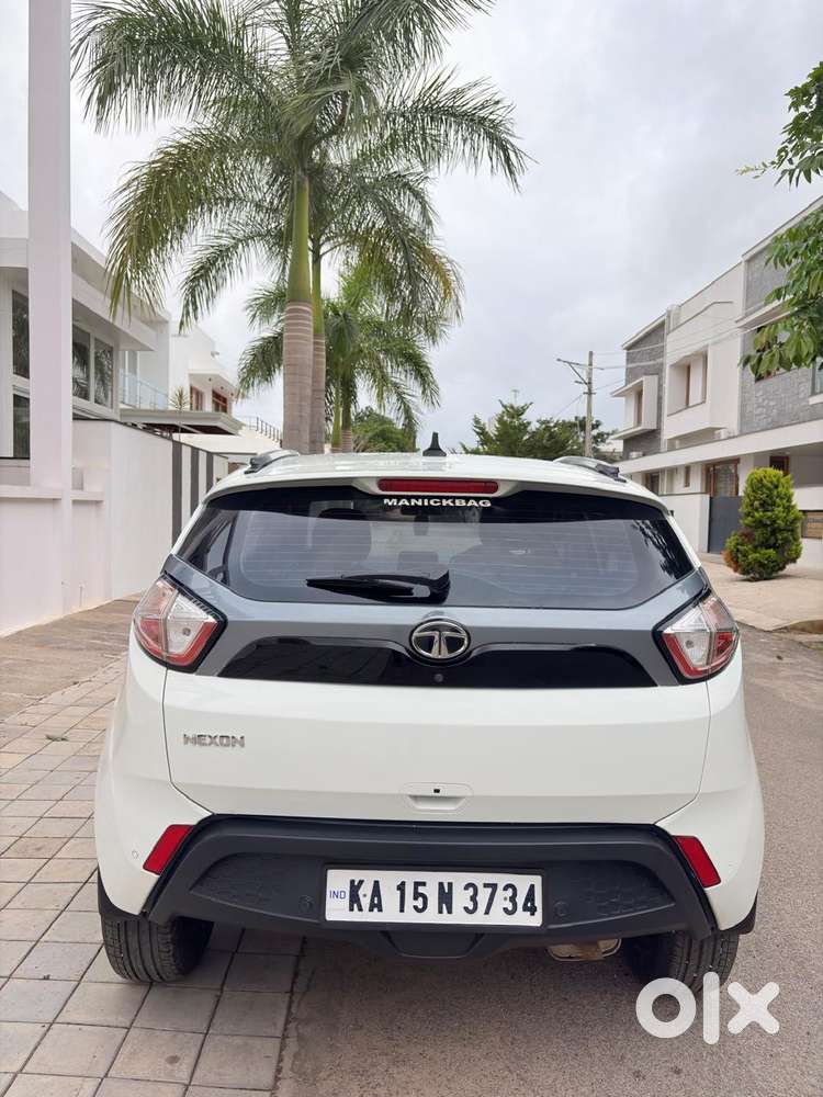 Tata Nexon 1.2 Revotron Xz Plus, 2019, Petrol