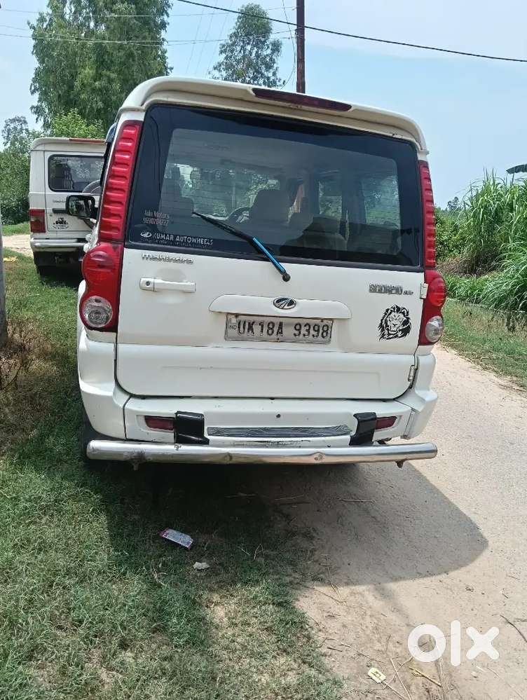 Mahindra Scorpio Sle  Classic 2014 Diesel 130000 Km Driven