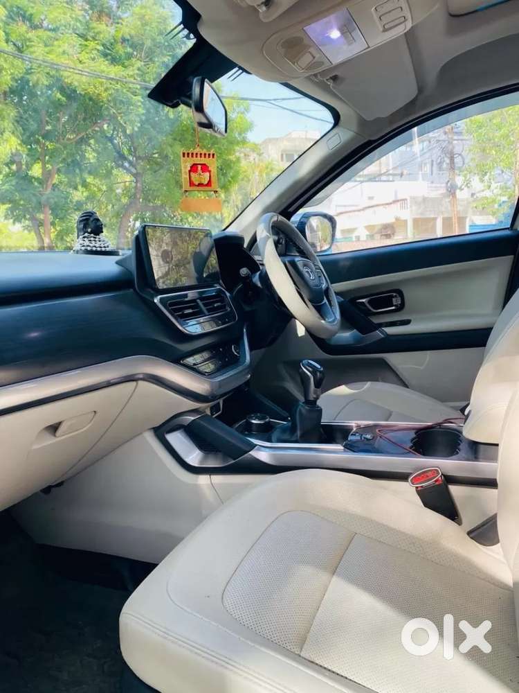 Tata Safari Adventure Plus, 2023, Diesel