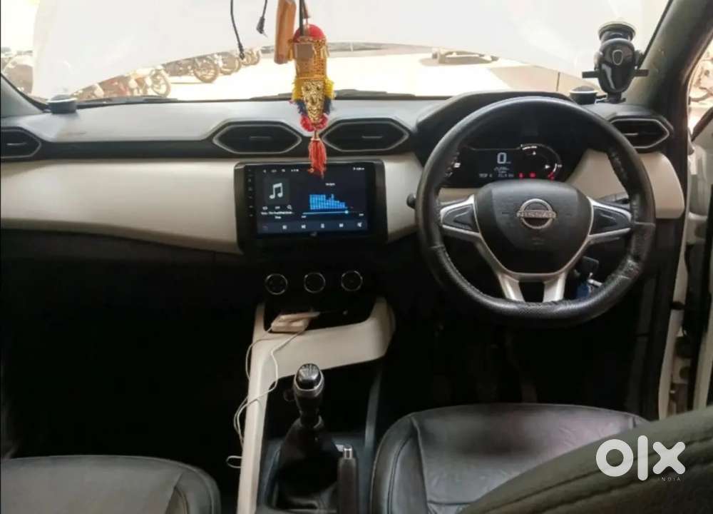 Nissan Magnite With 1 Year Amc Free From Nissan Service Centre Exp 27