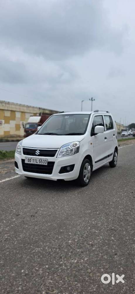 Maruti Suzuki Wagon R 1.0 Vxi Amt, 2017, Petrol