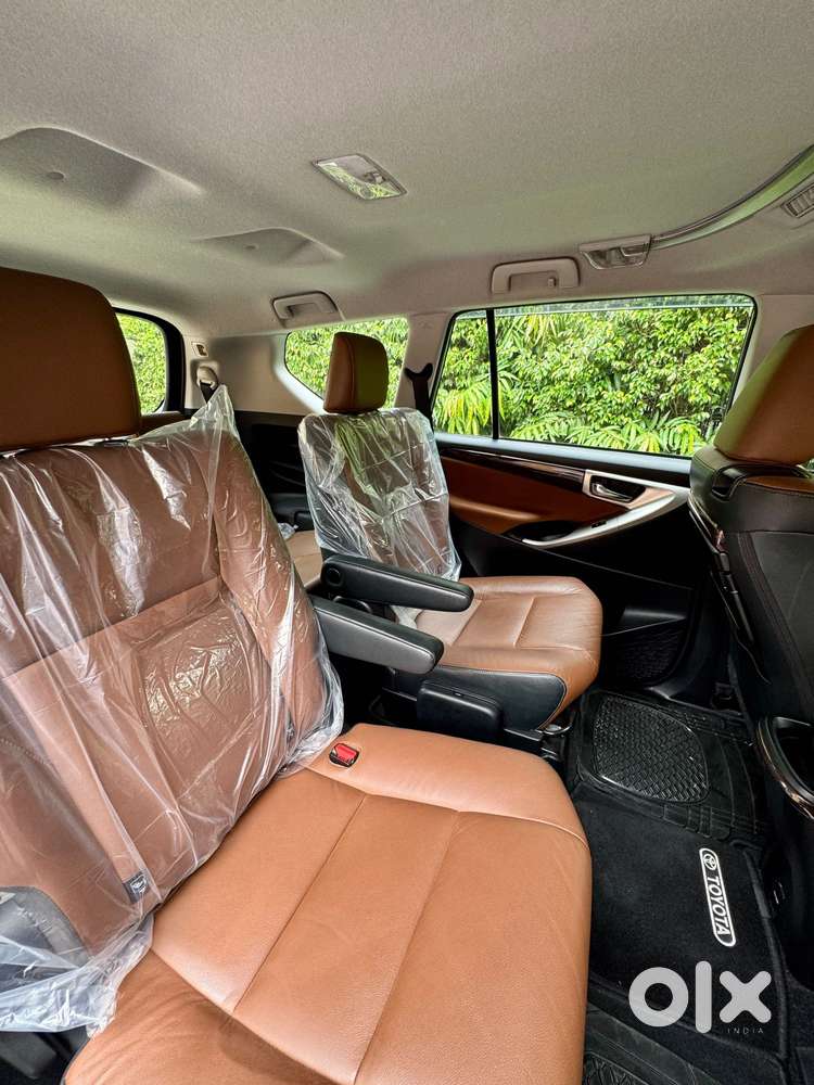 Toyota Innova Crysta [2020-ongoing] 2.7 Zx At 7 Str, 2018, Petrol