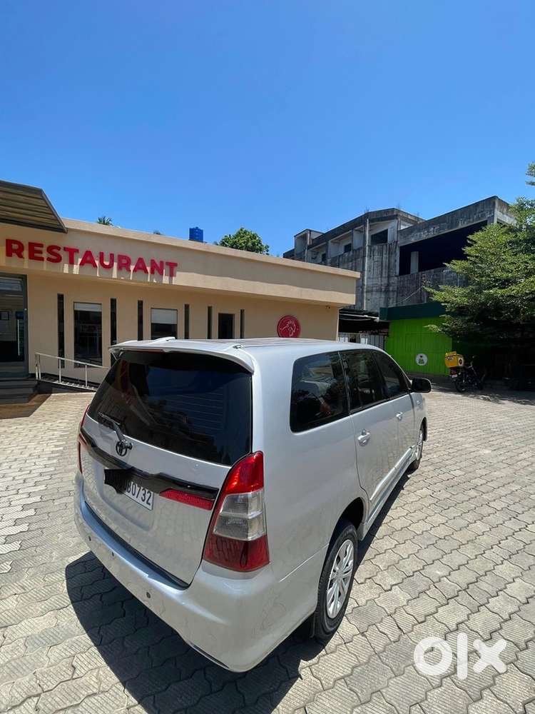 Toyota Innova Diesel 2014