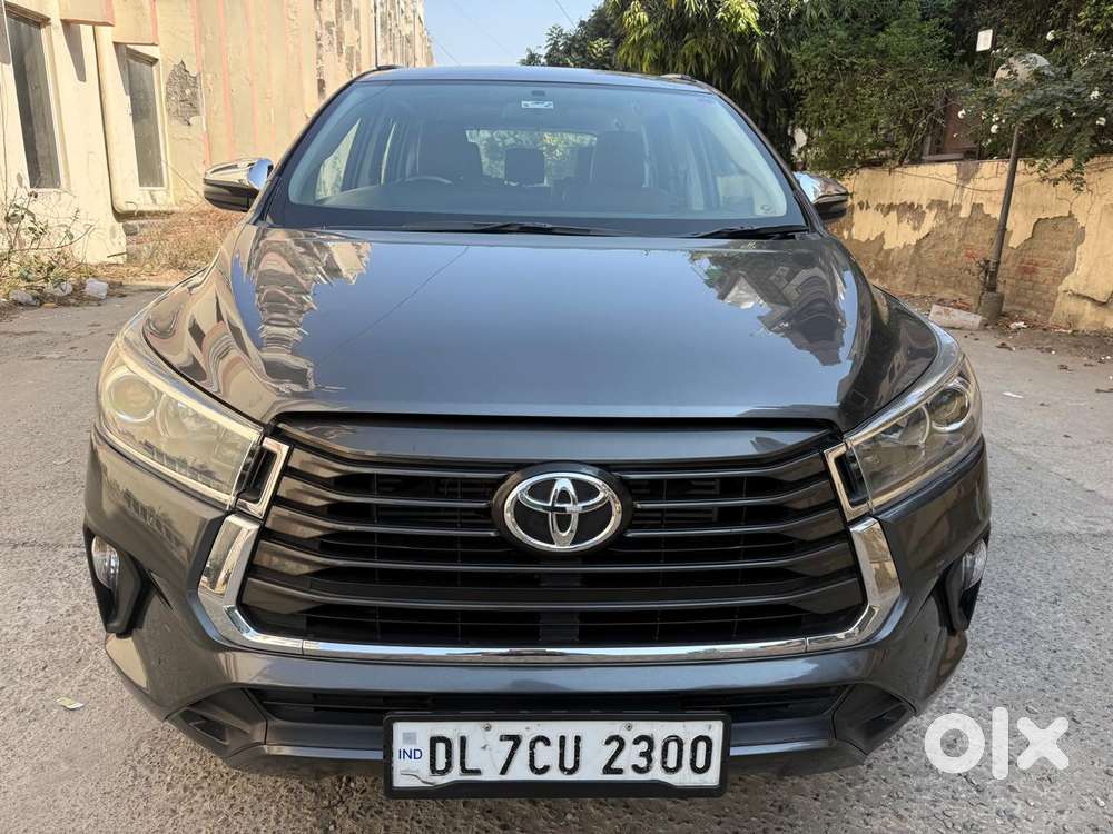 Toyota Innova Crysta 2.8 Zx At 7 Seater, 2022, Diesel