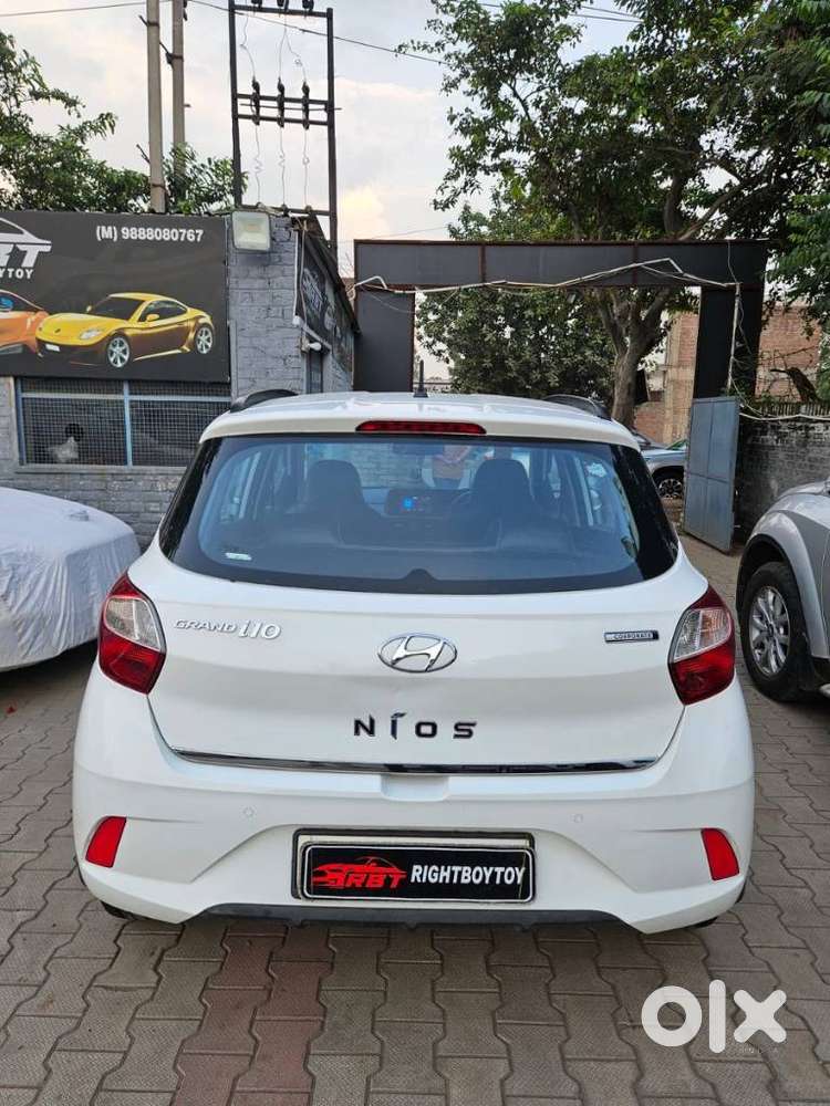 Hyundai Grand I10 Nios Sportz, 2023, Petrol