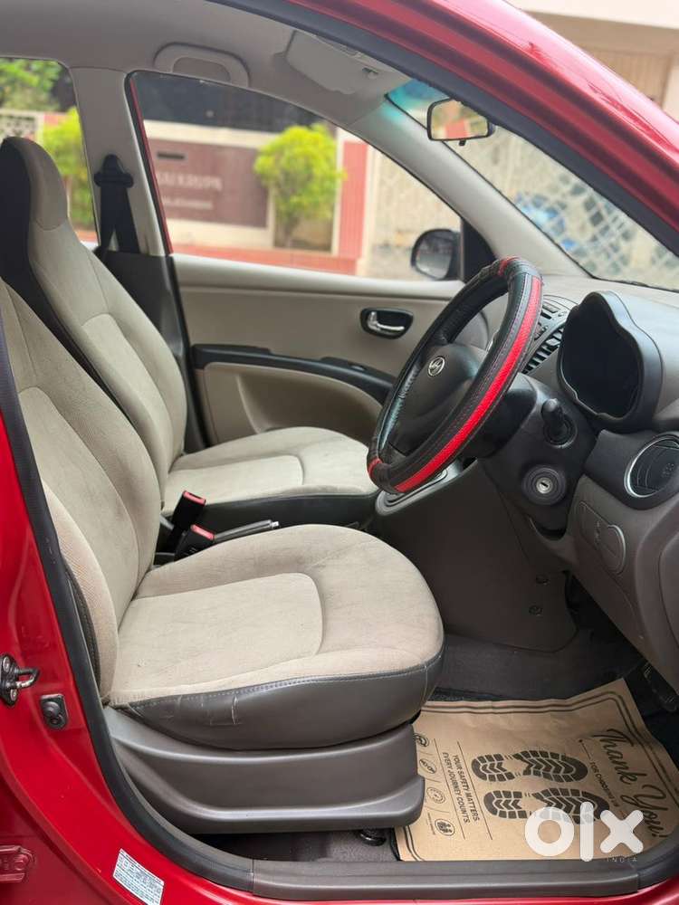 Hyundai I10 Sportz At, 2012, Petrol