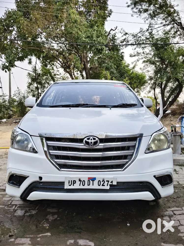 Toyota Innova 2013 Diesel 137000 Km Driven
