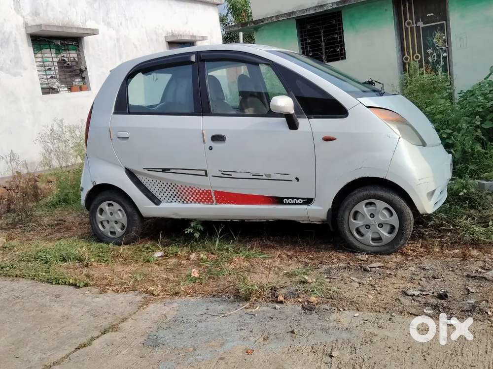 Tata Nano Xe Petrol 2013