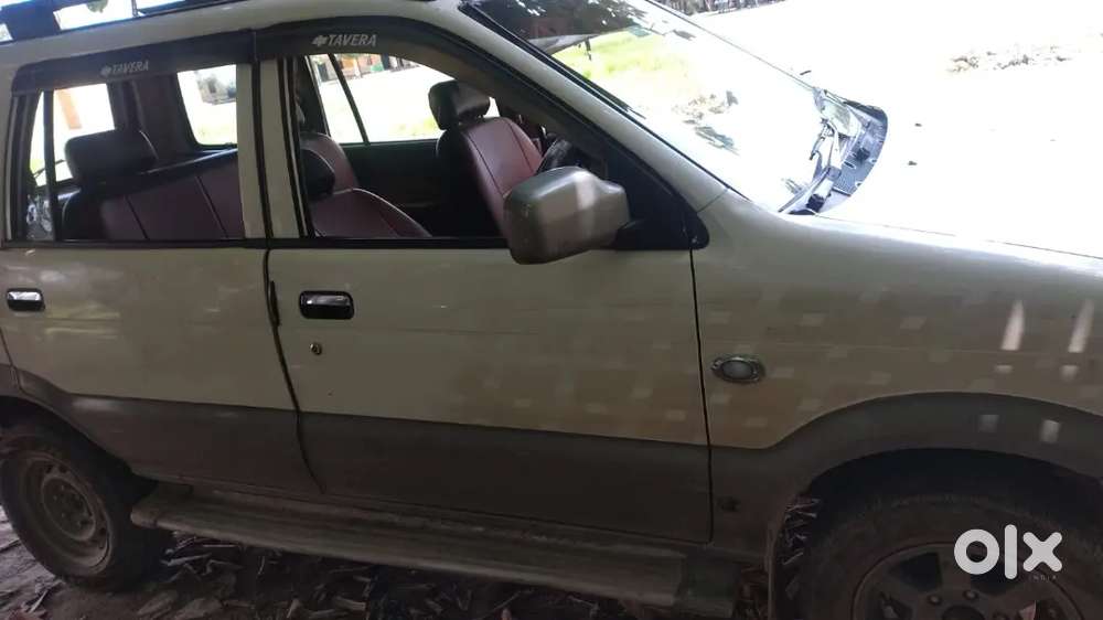 Chevrolet Tavera Ls Diesel 2015