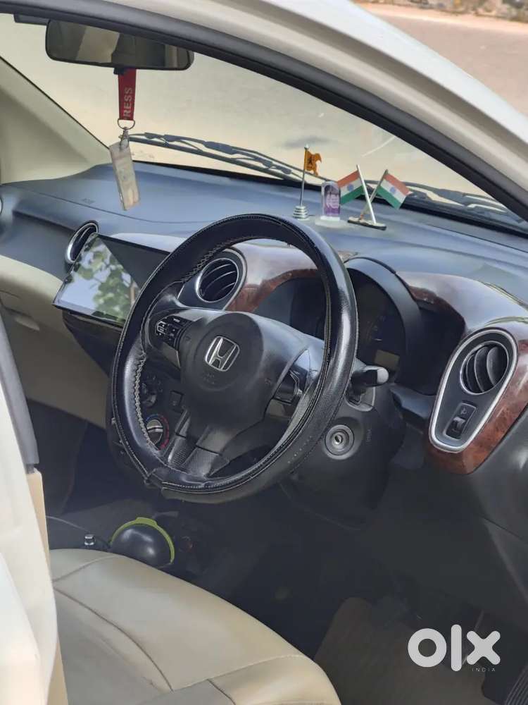 Honda Mobilio Diesel  Top Variant  Excellent Mileage  7 Seater