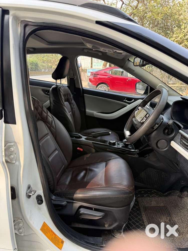 Tata Nexon, 2023, Petrol