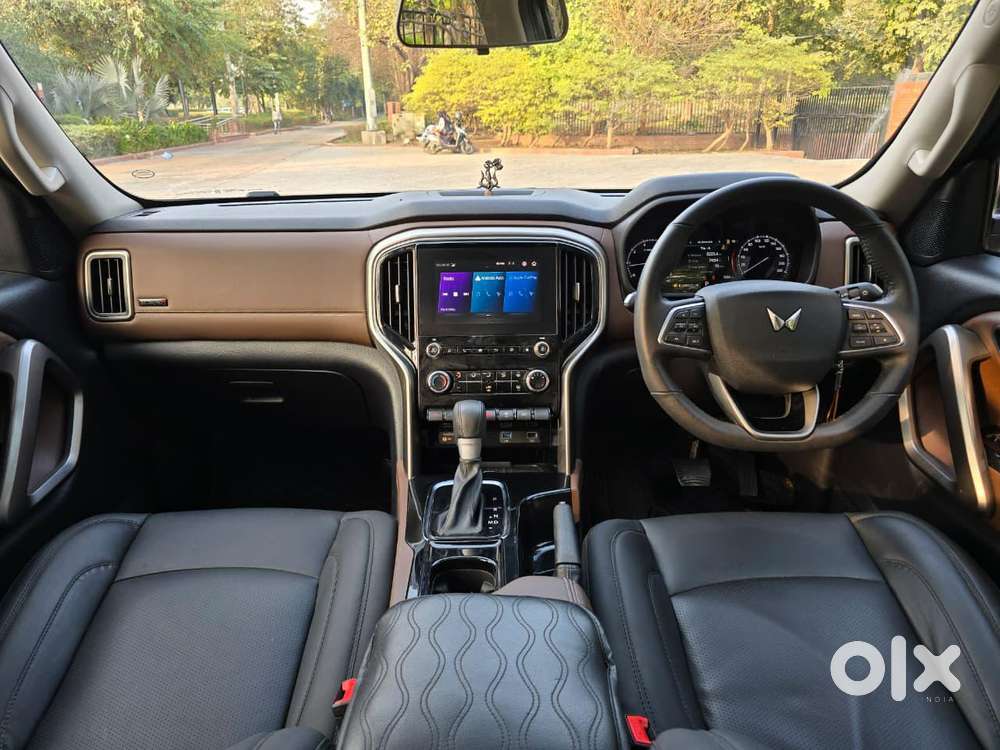 Mahindra Scorpio N Z8 Petrol At 7 Str, 2025, Petrol