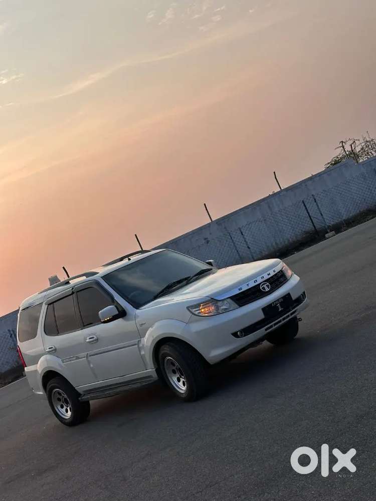 Tata Safari Storme 2017 Diesel Well Maintained