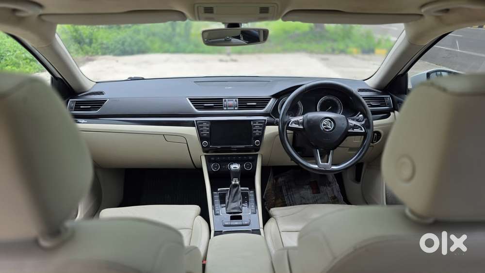 Skoda Superb L&k 1.8 Tsi At, 2019, Petrol