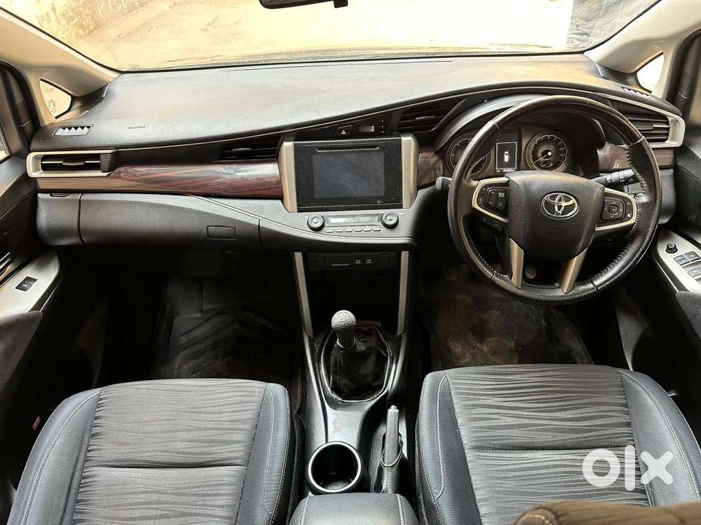 Toyota Innova Crysta 2.4 V 8 Str, 2018, Diesel