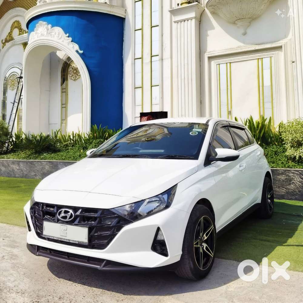 Hyundai I20 Sportz 1.2 Ivt, 2023, Petrol