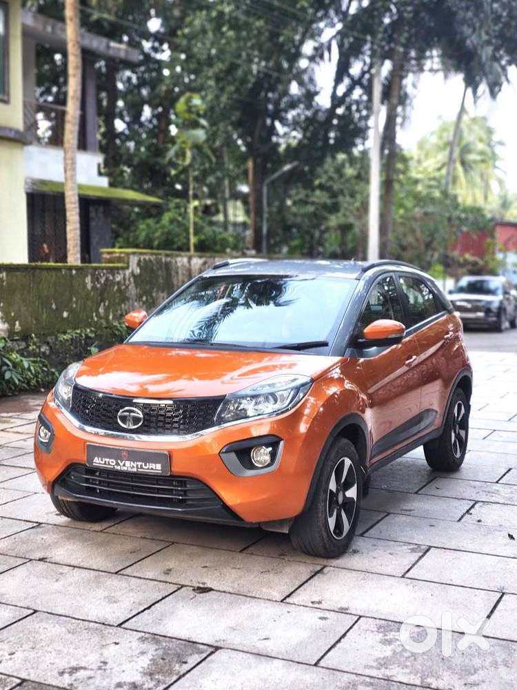 Tata Nexon 1.2 Revotron Xza Plus Dualtone, 2018, Petrol