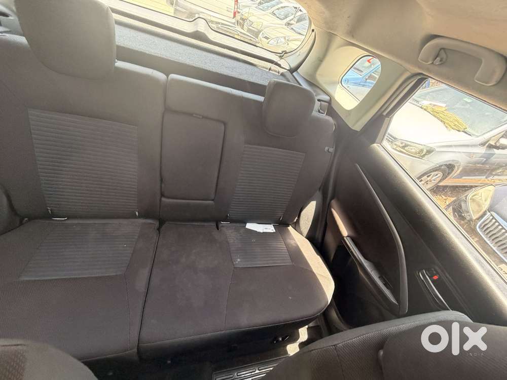 Maruti Suzuki Brezza 1.5 Zxi At Smart Hybrid, 2022, Petrol