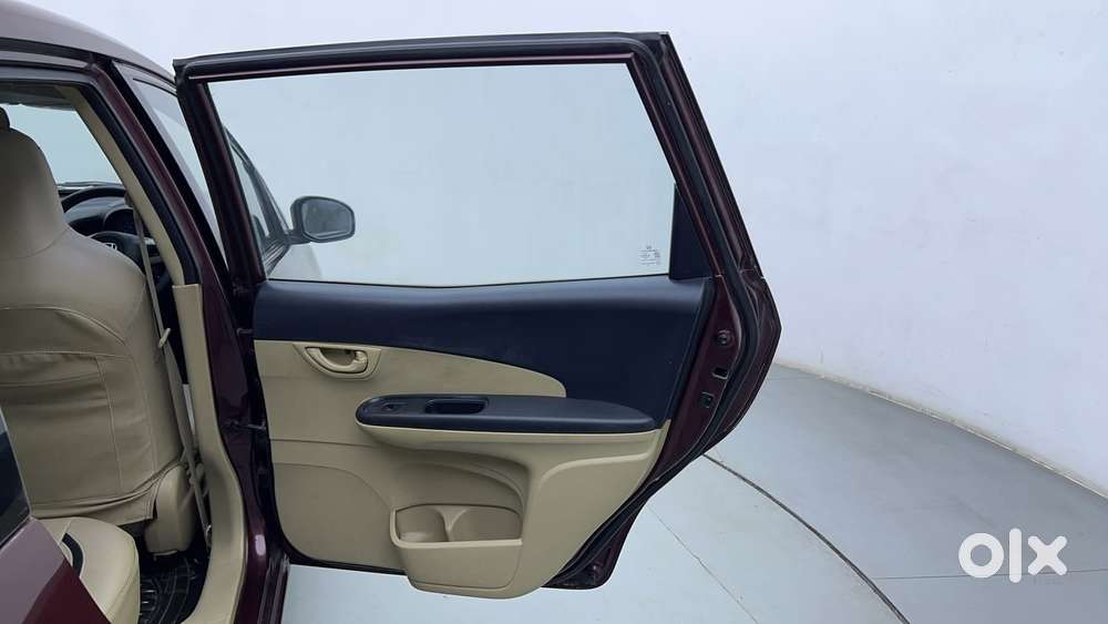 Honda Mobilio V I-vtec, 2015, Petrol