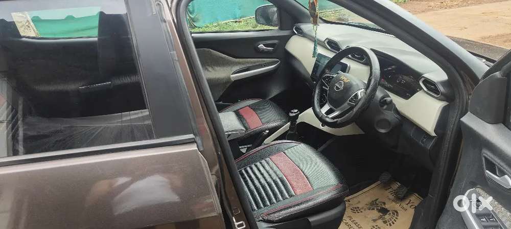 Nissan Magnite Premium