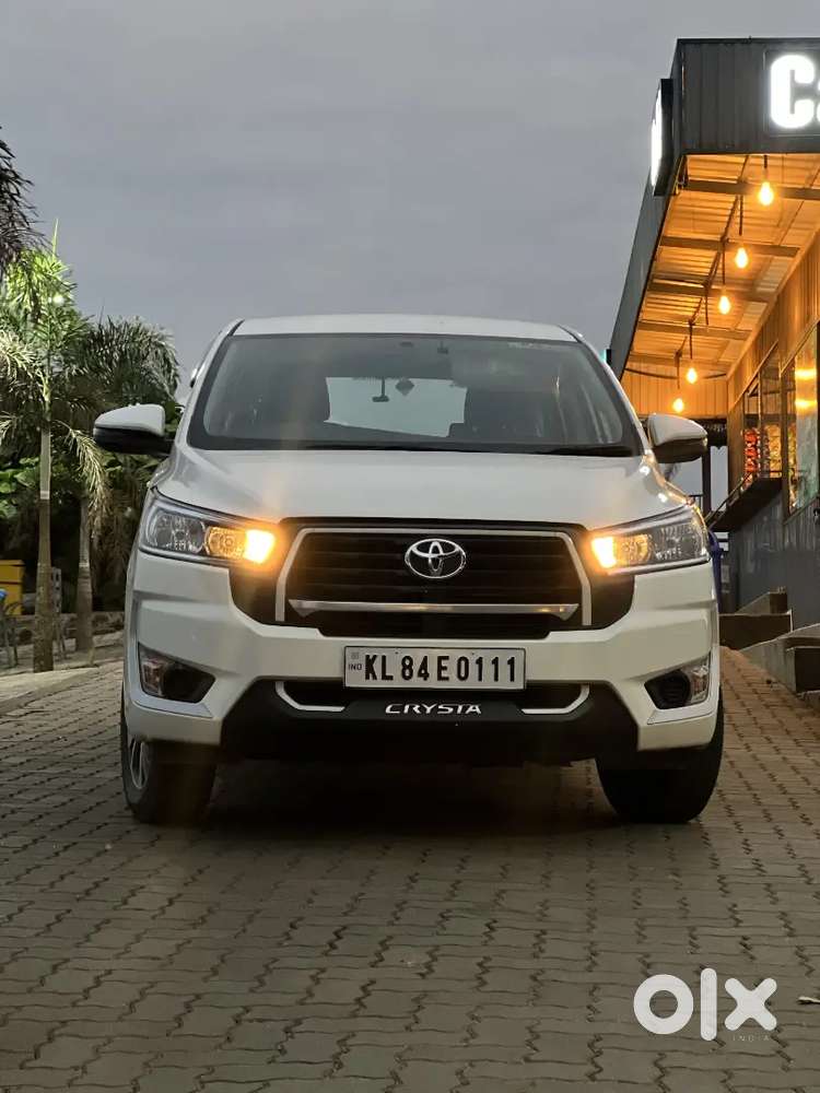Toyota Innova Crysta 2025 Diesel 18000 Km Driven