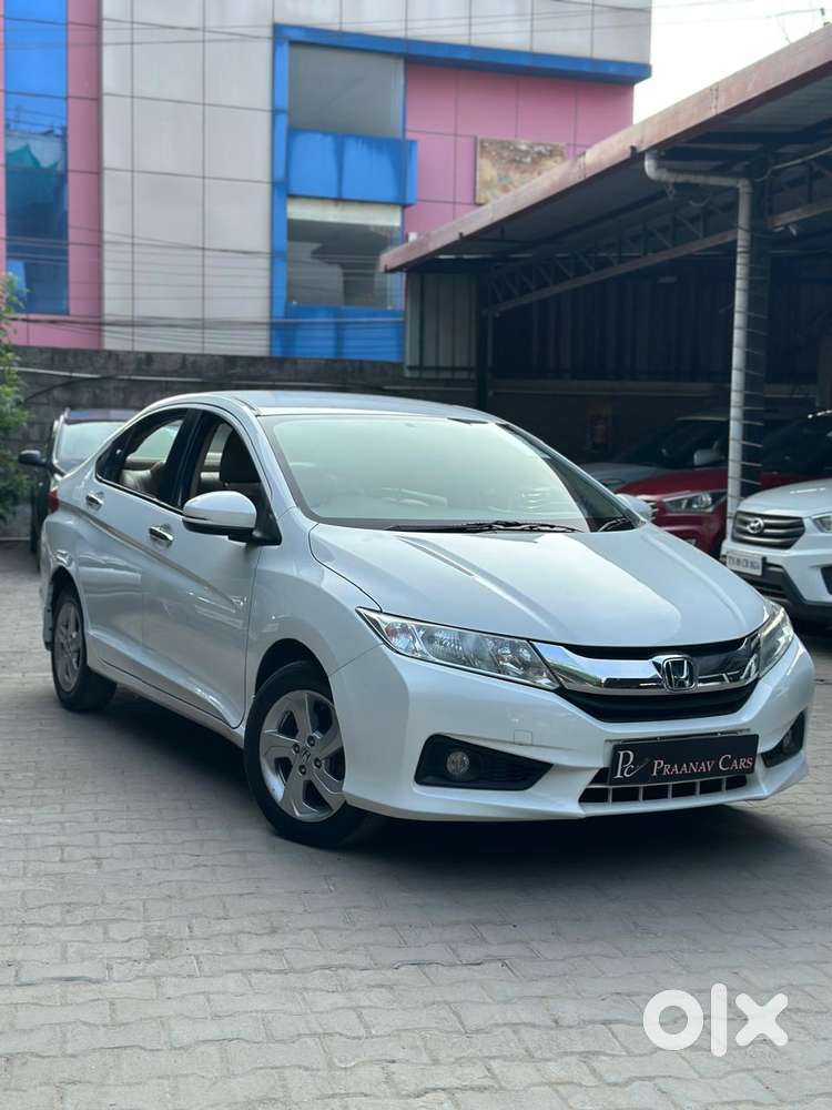 Honda City I-vtec V, 2017, Petrol