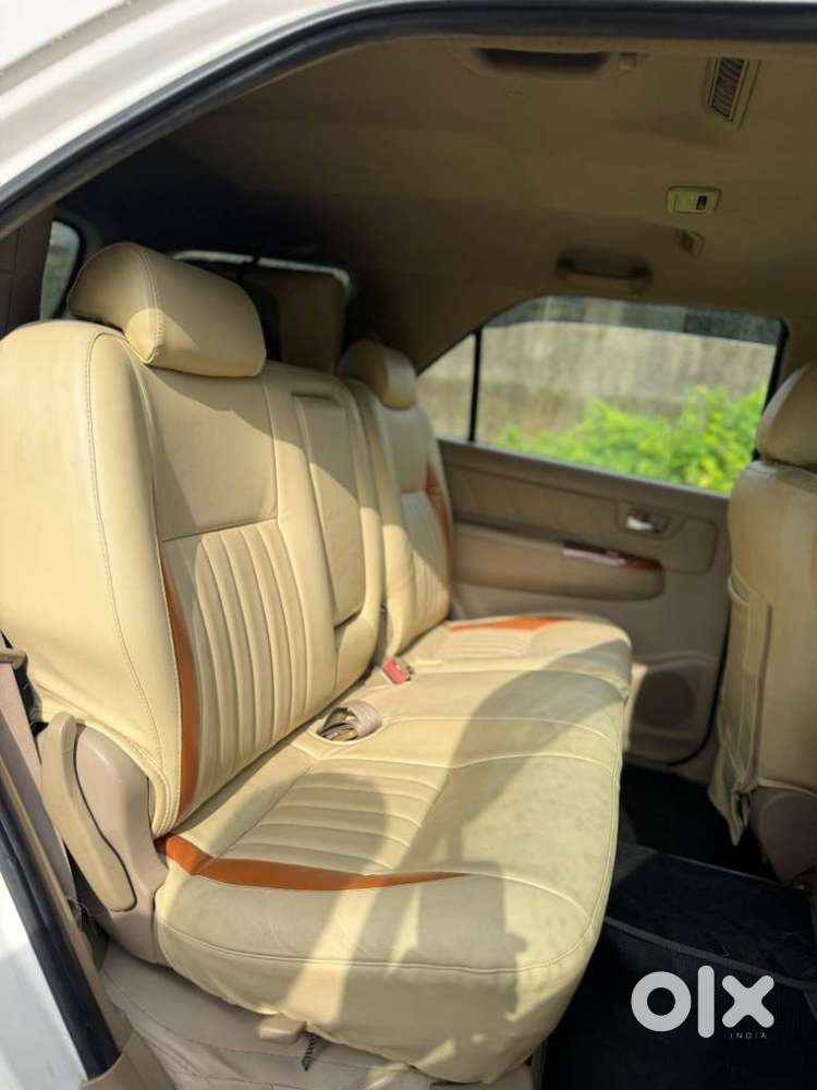 Toyota Fortuner 3.0 4x4 Manual, 2010, Diesel