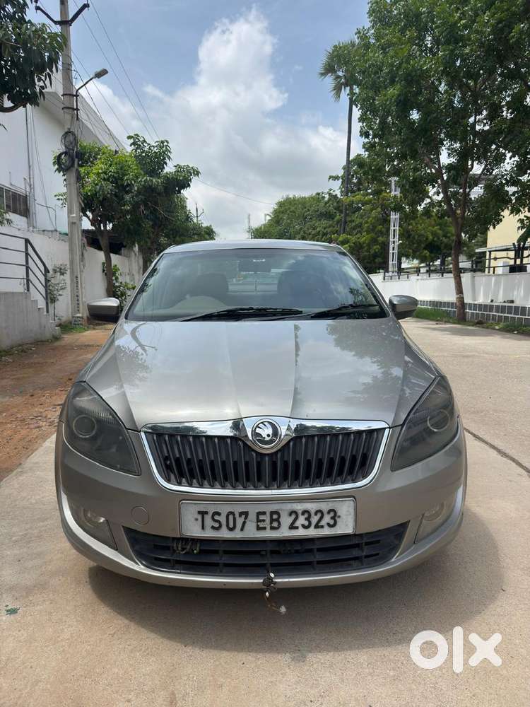 Skoda Rapid Elegance 1.6 Tdi Cr Manual, 2014, Diesel