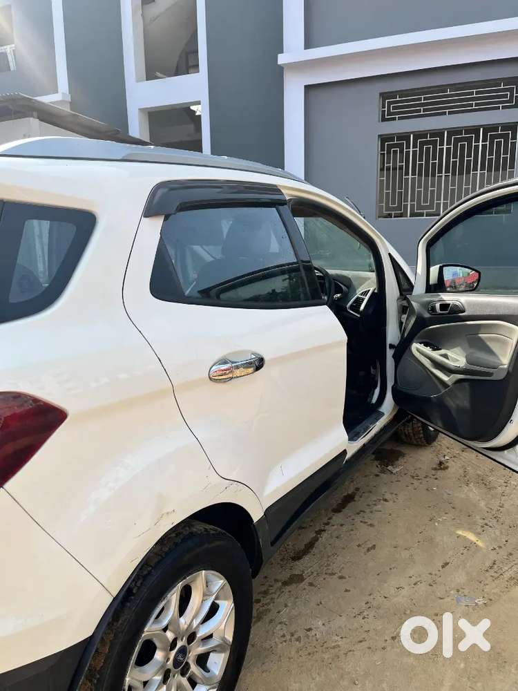 Ford Ecosport 2015 Petrol Well Maintained