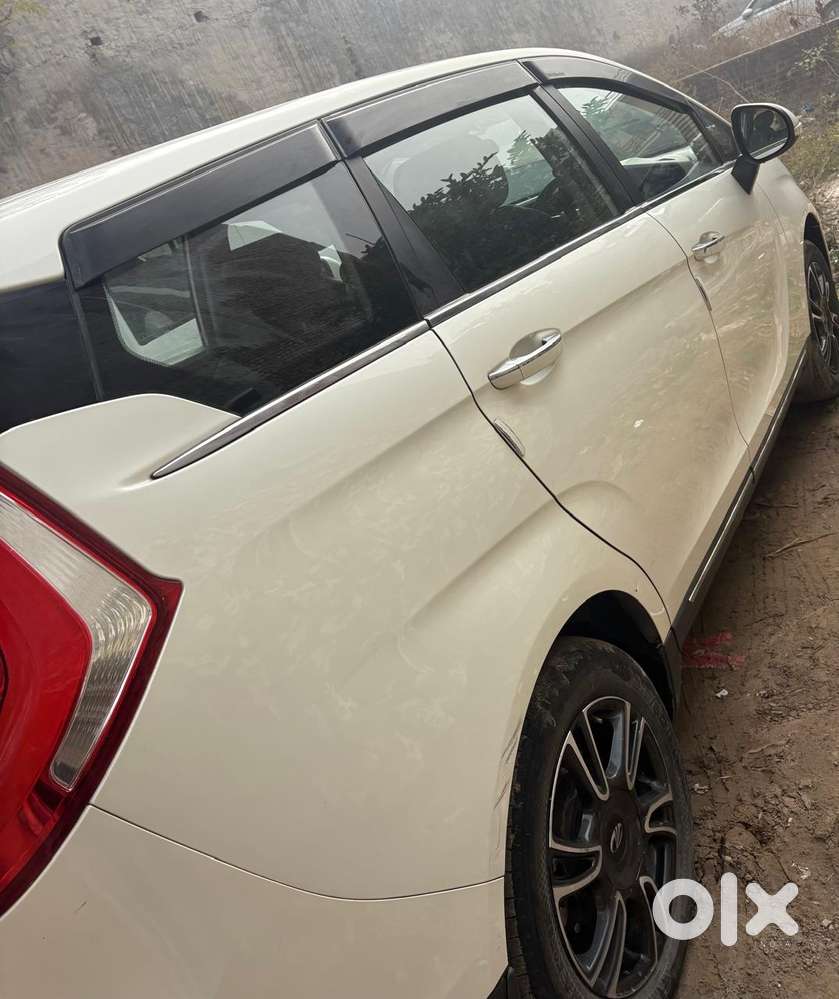 Mahindra Marazzo 1.5 M6 Plus 7 Str, 2020, Diesel
