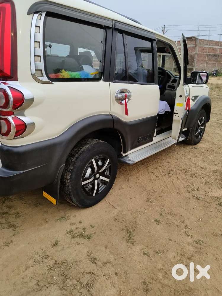 Mahindra Scorpio Classic 2019