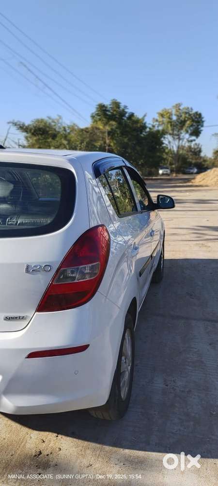 Hyundai I20 Sportz 1.2 Bs-iv, 2014, Diesel