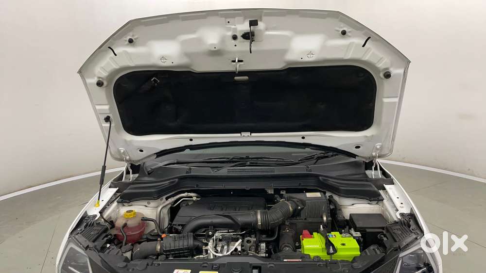 Mahindra Xuv 3xo Ax5l 1.2 Petrol At, 2024, Petrol