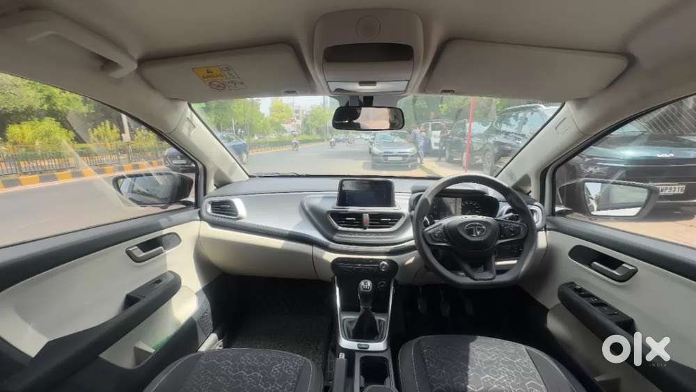 Tata Altroz Xza Plus (o) (s), 2024, Petrol