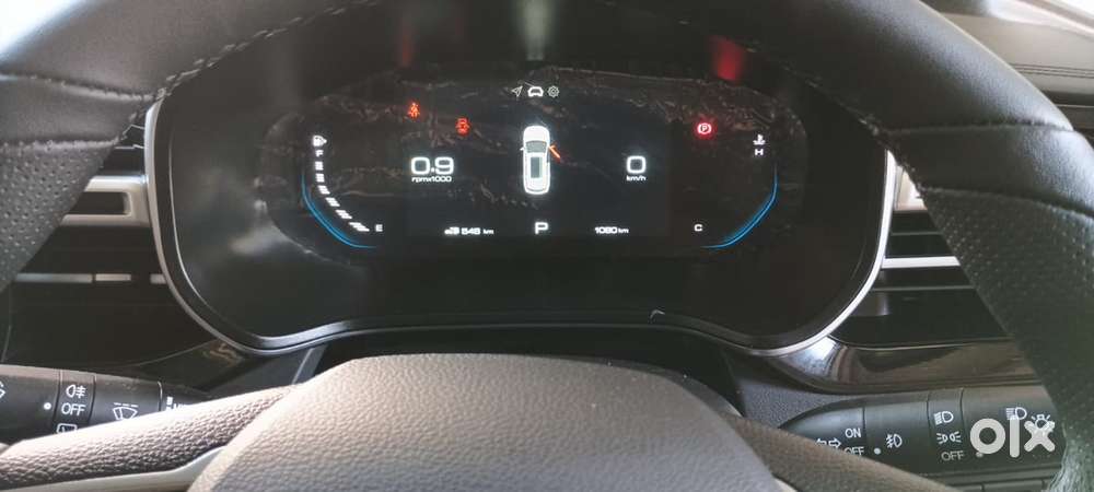 Mg Hector Petrol 2025, 6000 Km Driven