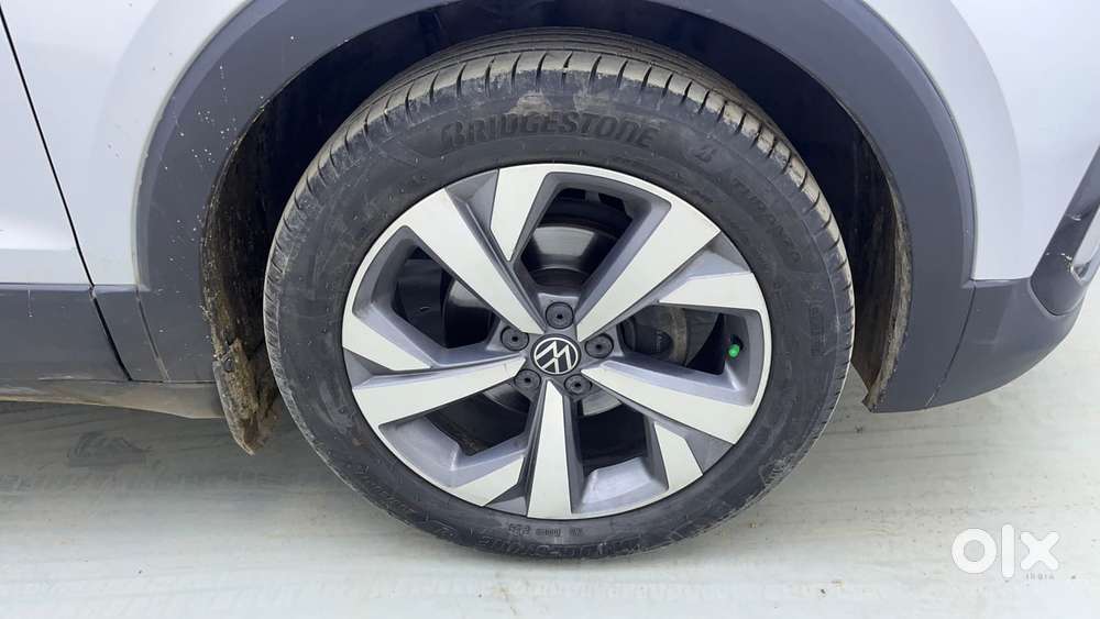 Volkswagen Taigun Topline 1.0 Tsi At (electric Seats), 2022, Petrol