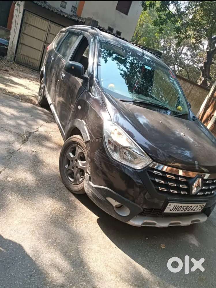 Renault Lodgy 2017 Diesel 62000 Km Driven