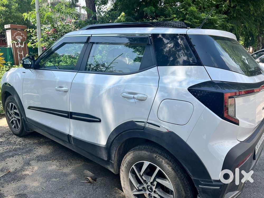 Mahindra Xuv 3xo 2024 Petrol Automatic