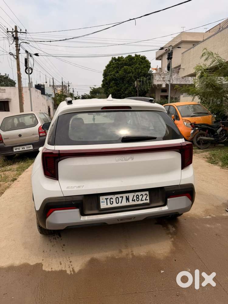 Kia Sonet Petrol 2024