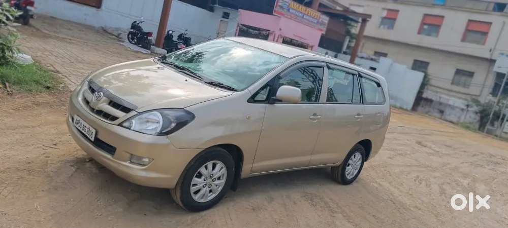Toyota Innova 2010 Petrol Manual 200000 Km