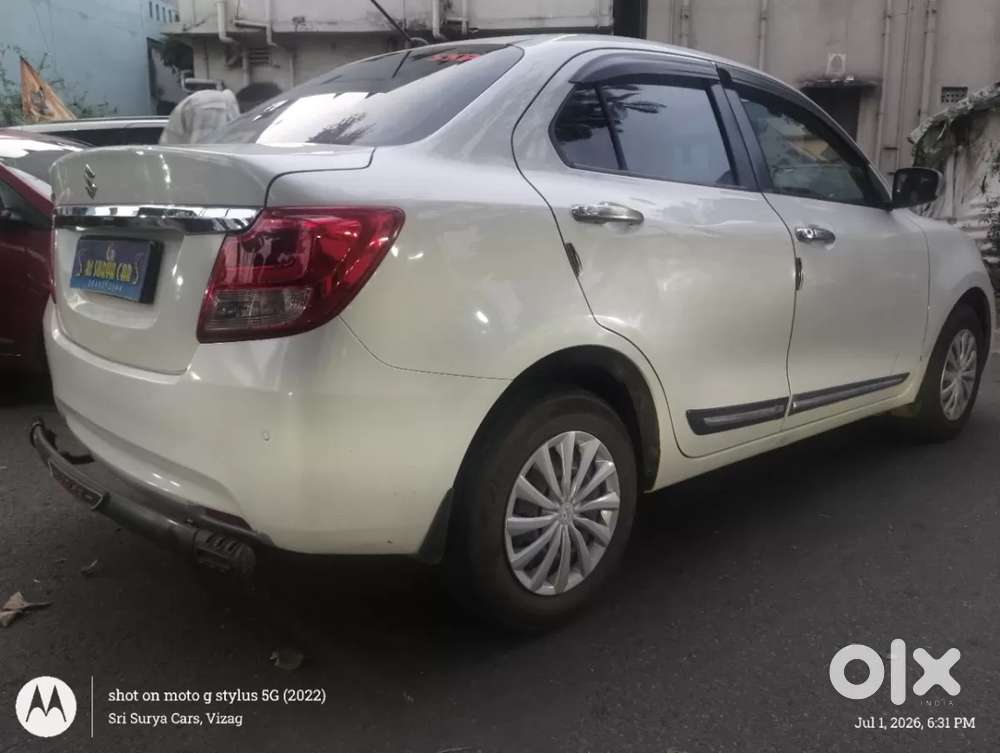 Maruti Suzuki Dzire 1.2 Vxi, 2021, Petrol