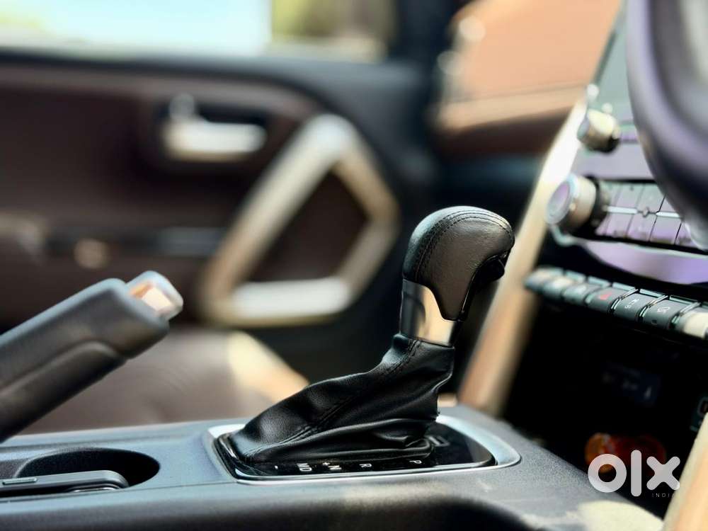 Mahindra Scorpio N Z8 Diesel At 2wd 7 Str [2022], 2023, Petrol